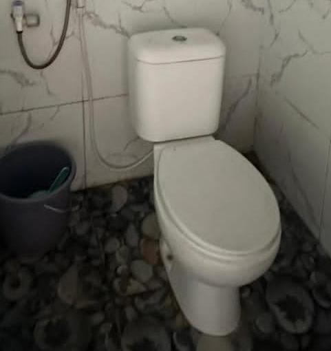 Kamar Mandi Kost